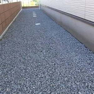 整地、防草シート、砕石敷き工事